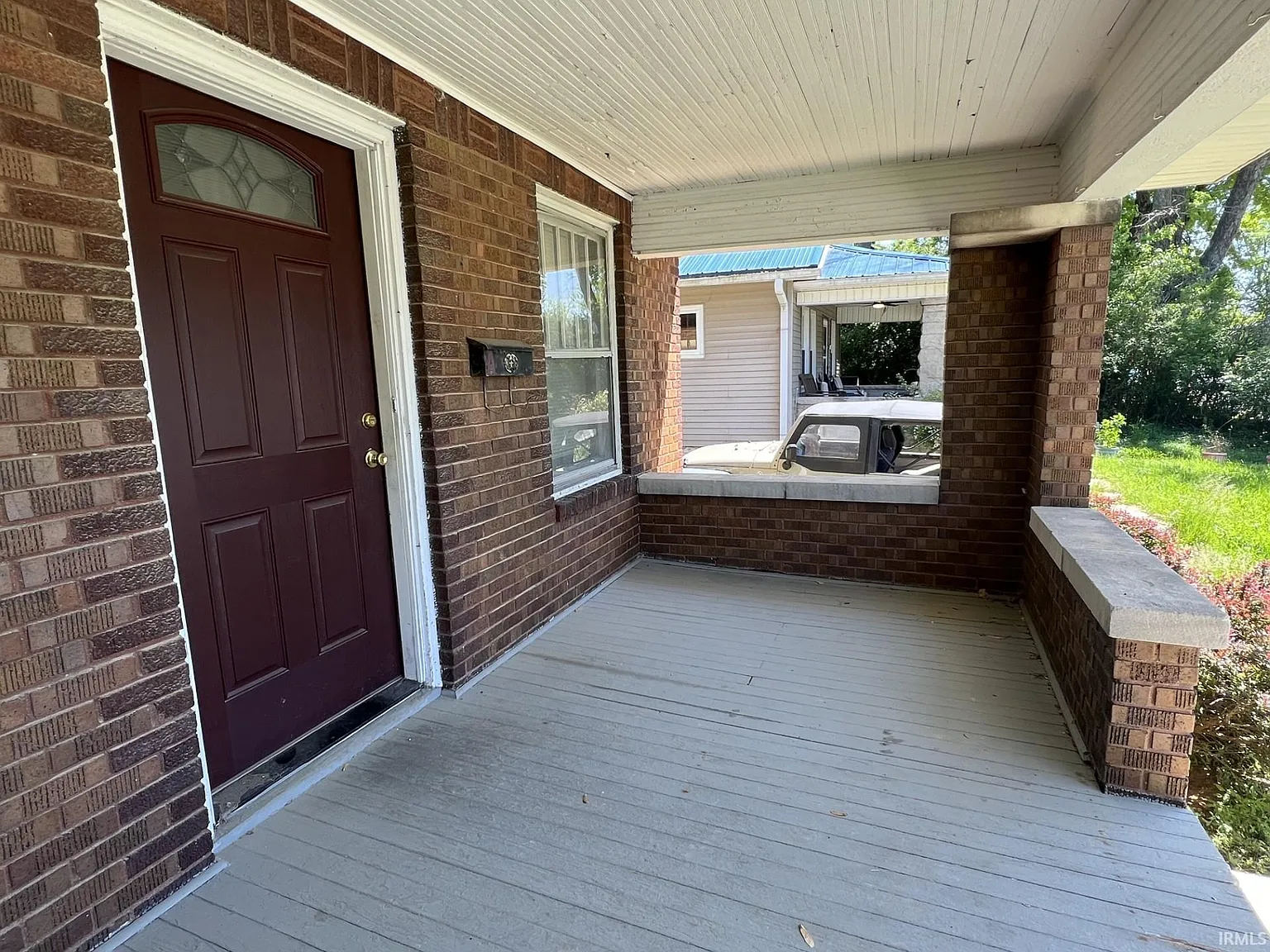 2 bed, 1.0 bath, 920 sqft, $1,200 — Photo 2