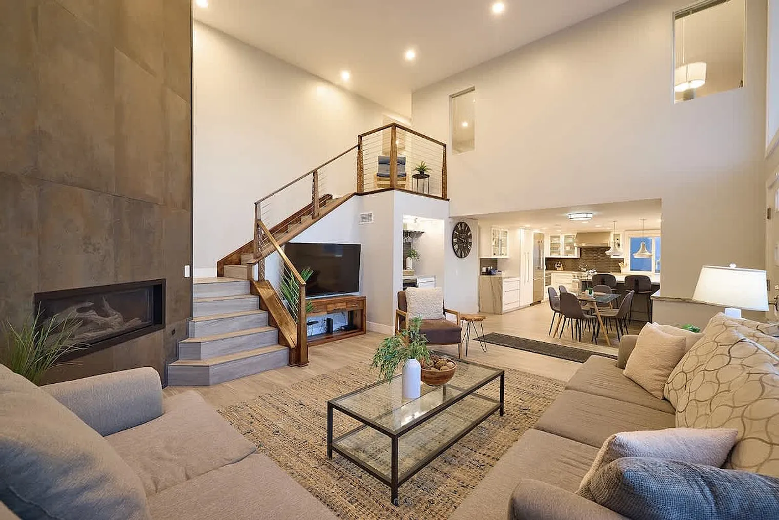 3 bed, 2.0 bath, 2572 sqft, $34,997 — Photo 3