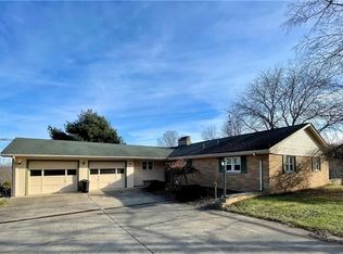 2722 Graceland Rd, New Castle, PA 16105