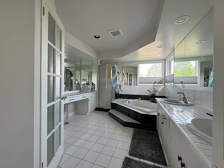 157 Park Pl W — Photo 8