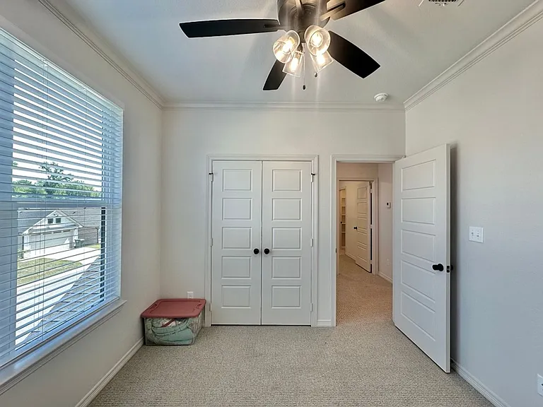 3076 Royal Garden Rd — Photo 26
