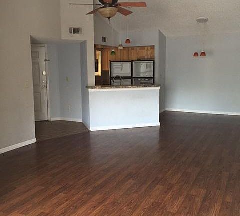 2nd image of 4524 Commander Dr APT 1621