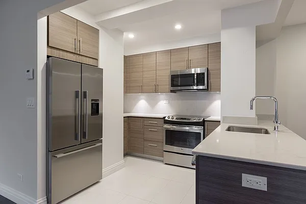 Rented by Stonehenge NYC LLC | media 1