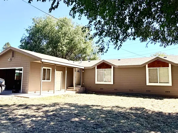 563 N Weatherlow St, Susanville, CA 96130