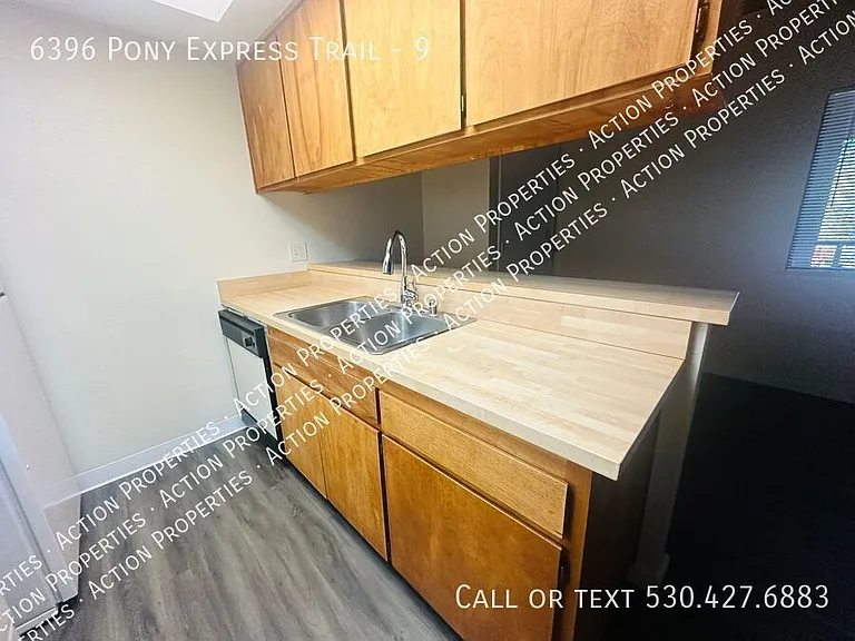 6396 Pony Express Trl #9 — Photo 6
