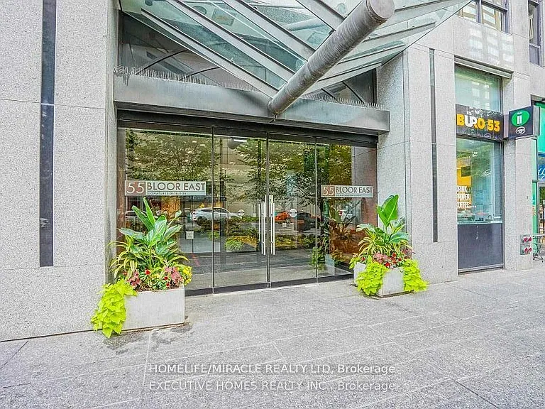 55 Bloor St E #603 — Photo 2