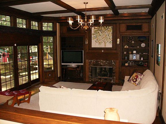 5th image of 1259 Oakridge Dr