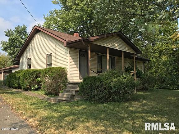2nd image of 4000 S Illinois Ave