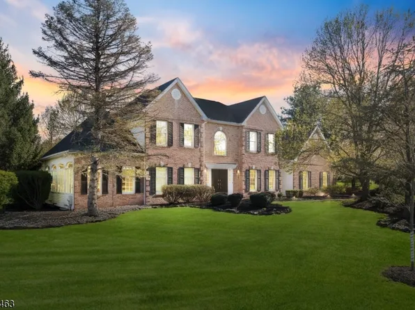 15 Montfort Dr, Montgomery Twp., NJ 08502