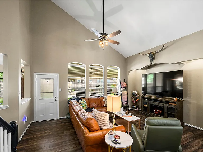 13718 Cardinal Flowers Dr — Photo 8