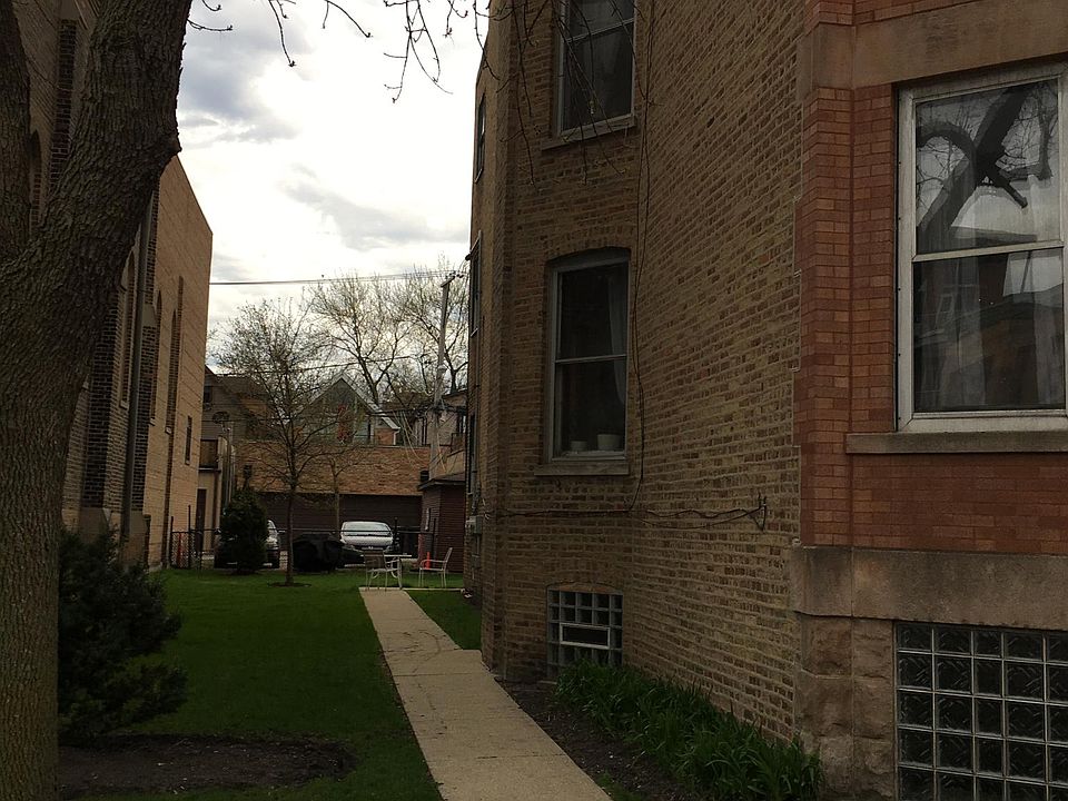 2nd image of 2025 W Augusta Boulevard # First Floor