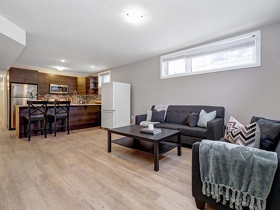 5th image of 149 Henderson Ave #10907664