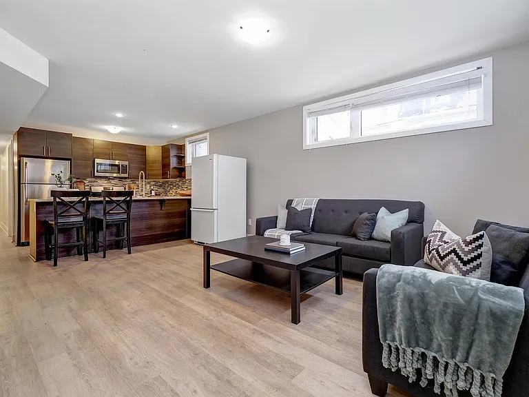 149 Henderson Ave — Photo 5