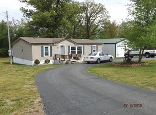 252 Circle Dr, Granby, MO 64844