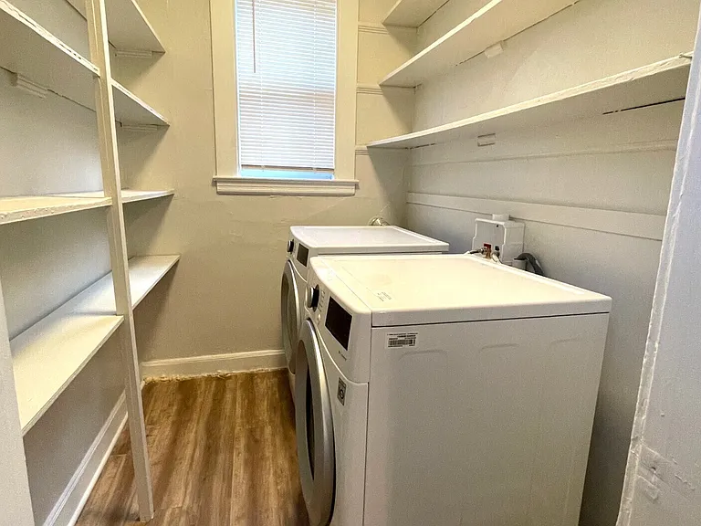 48 Lyon St #1 — Photo 6