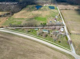 1219 Buchanan Rd, Iuka, IL 62849