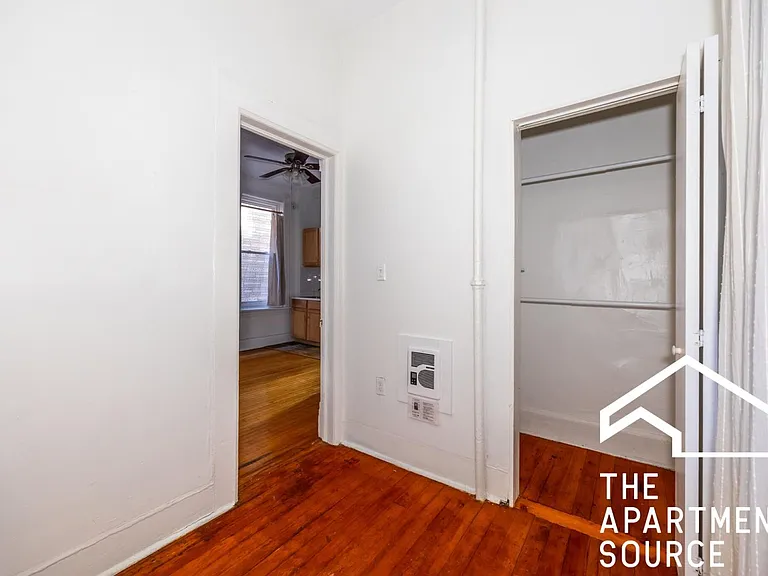 1820 S Throop St #1R — Photo 11