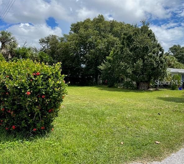 2nd image of 6721 10TH AVENUE TERRACE S LOT 172