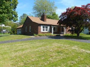 6105 Long St, Clarence Center, NY 14032