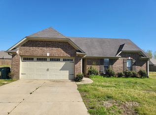3819 Farm Gate Cv, Southaven, MS 38671
