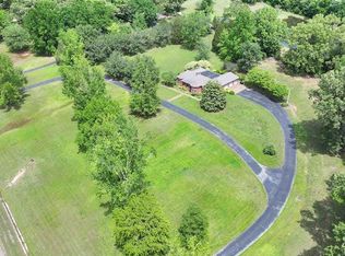 1842 Highway 641 S, Camden, TN 38320