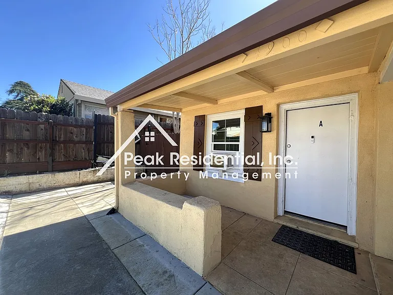 4900 Parker Ave #A — Photo 2