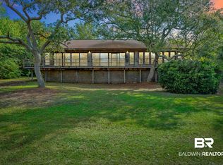 9580 N Bayou Rd, Lillian, AL 36549
