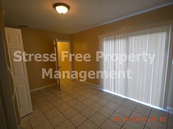 5th image of 8009 N El Portal Dr