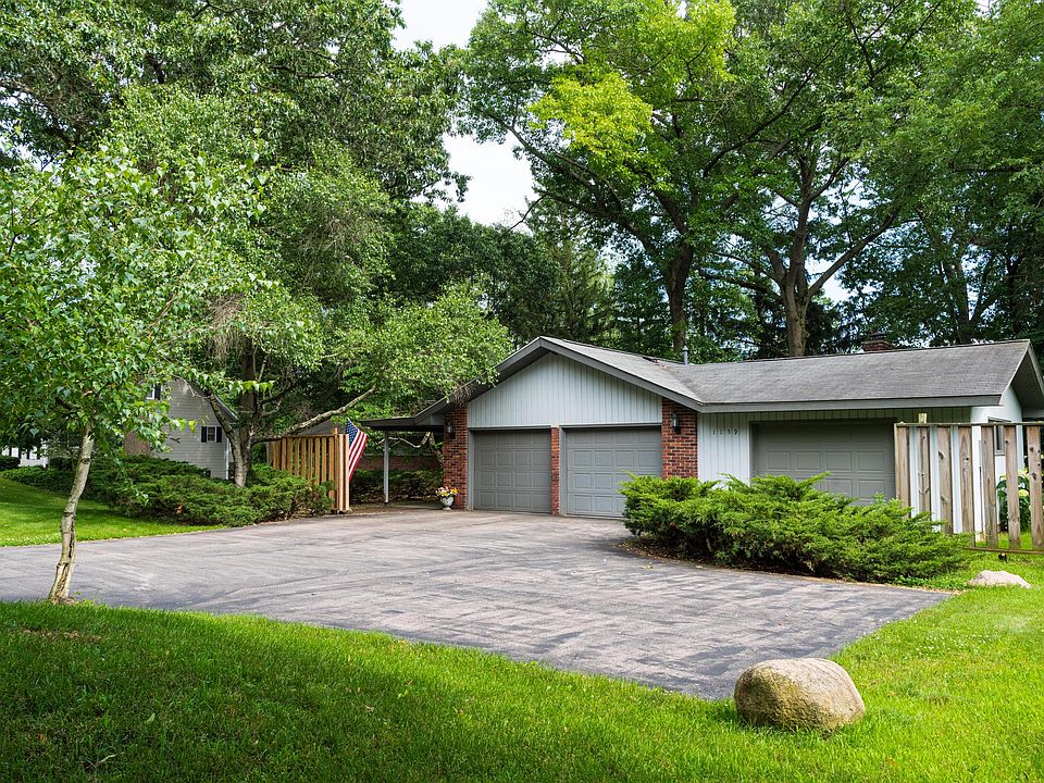 1st image of 1159 Sassafras Ln