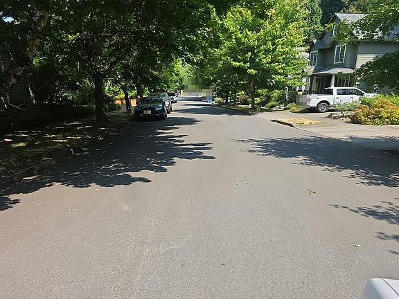 4th image of 8916 NE 14th St