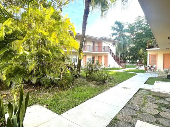 1250 S Alhambra Cir APT 7, Miami, FL 33146