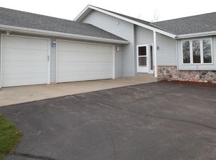N136W17560 Bonniwell Rd, Germantown, WI 53022