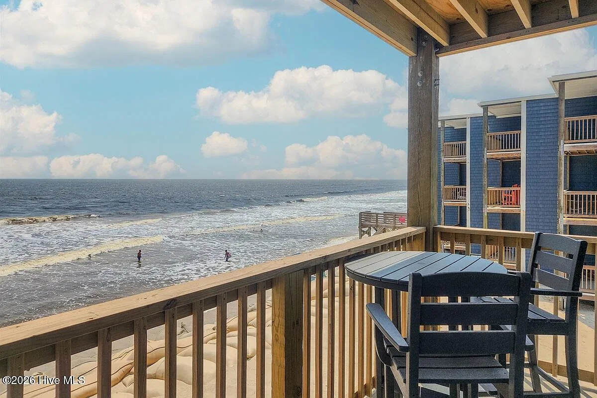 2210 New River Inlet Rd — Photo 1
