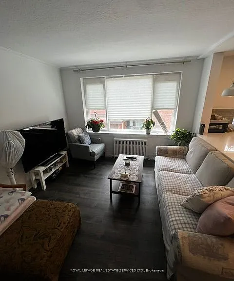 18 Anglesey Blvd #204 — Photo 7
