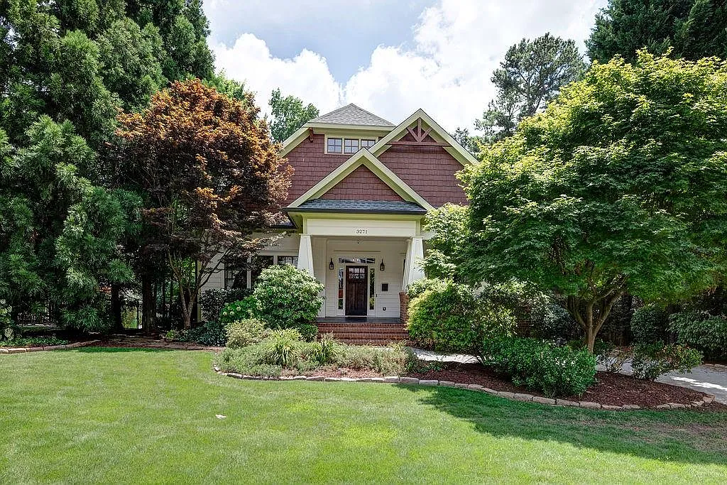 5 bed, 4.0 bath, 3789 sqft, $5,000 — Photo 1