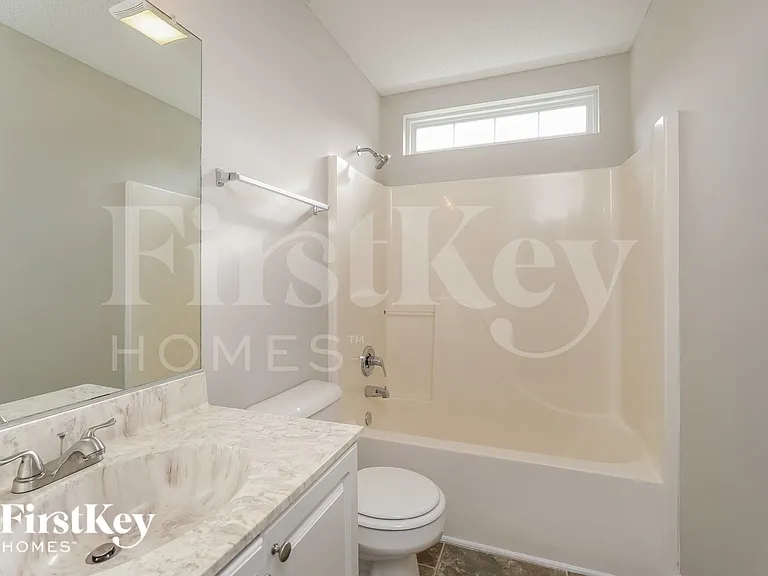 514 Three Oaks Dr — Photo 14