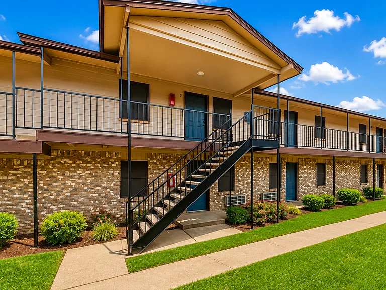 Southwest Apartments - Comfortable living in the heart of Euless — Photo 7
