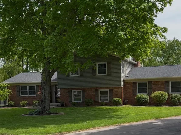 634 Medallion Dr, Greencastle, IN 46135