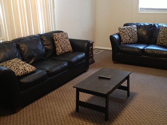 3rd image of 1509 Thalia Ave