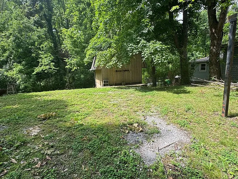 3351 Mimosa Dr — Photo 27