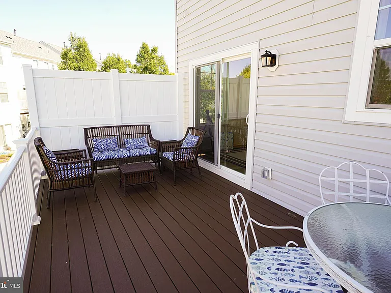414 Waterfield Ct — Photo 55