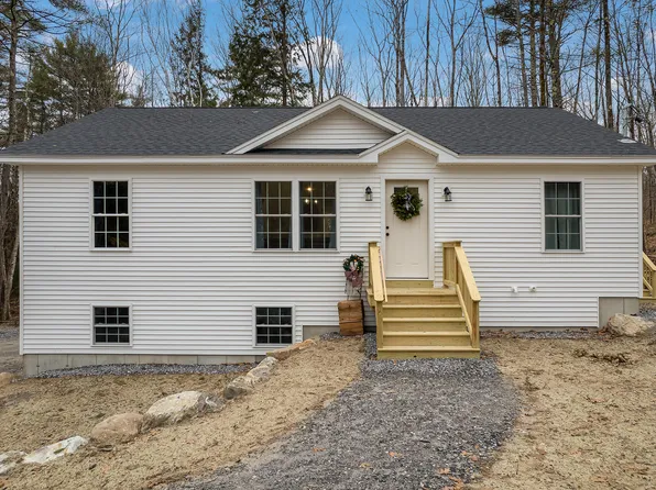 86 Fernald Road, Poland, ME 04274