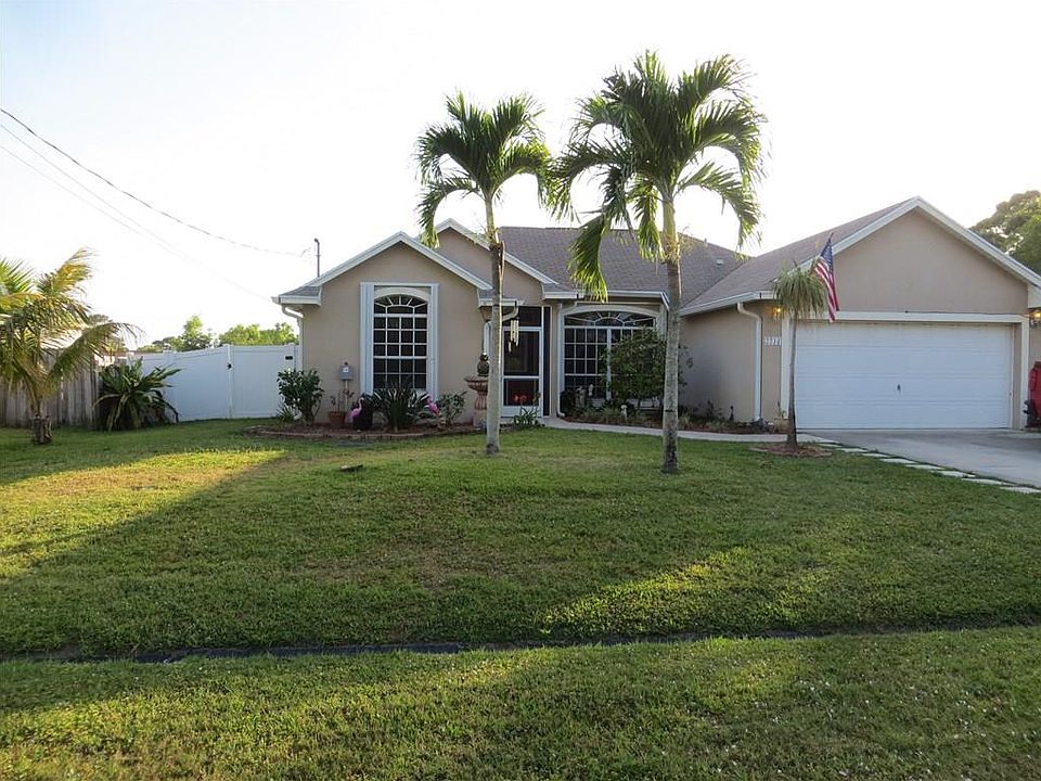 1st image of 2233 SE Heathwood Cir