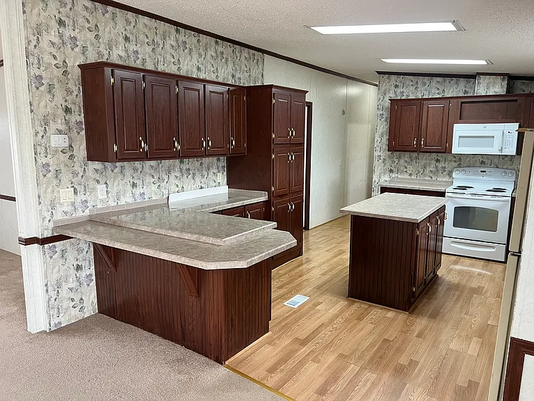 2648 County Road 600 — Photo 6