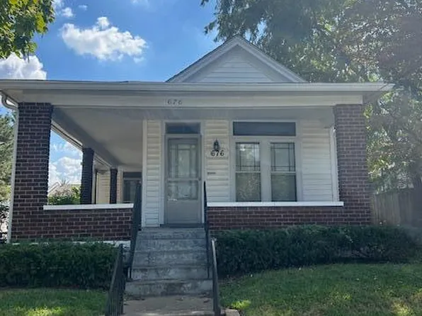 676 Atwood St, Louisville, KY 40217
