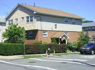 1667 Waring Ave, Bronx, NY 10469