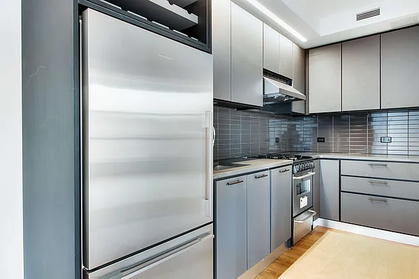 Rented by EXR | media 2