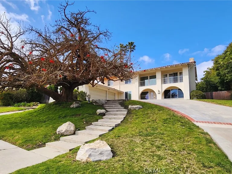 6327 Sattes Dr — Photo 43