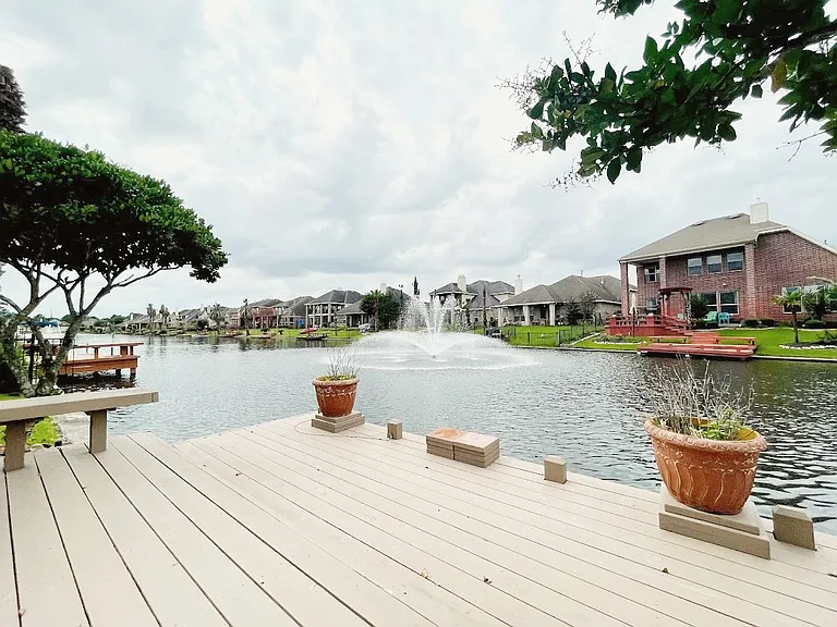 18006 Dunoon Bay Point Ct — Photo 17