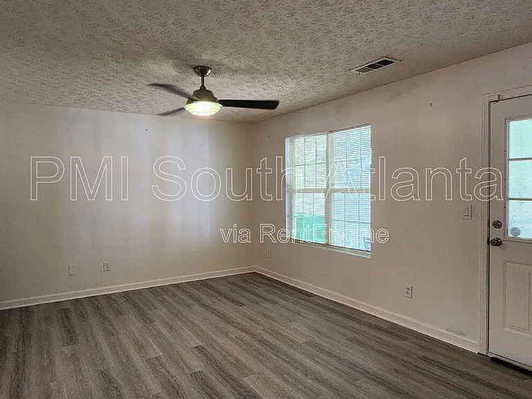 3021 Waldrop Cir — Photo 11